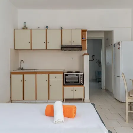 Perasma 12 Hébergement de vacances *
